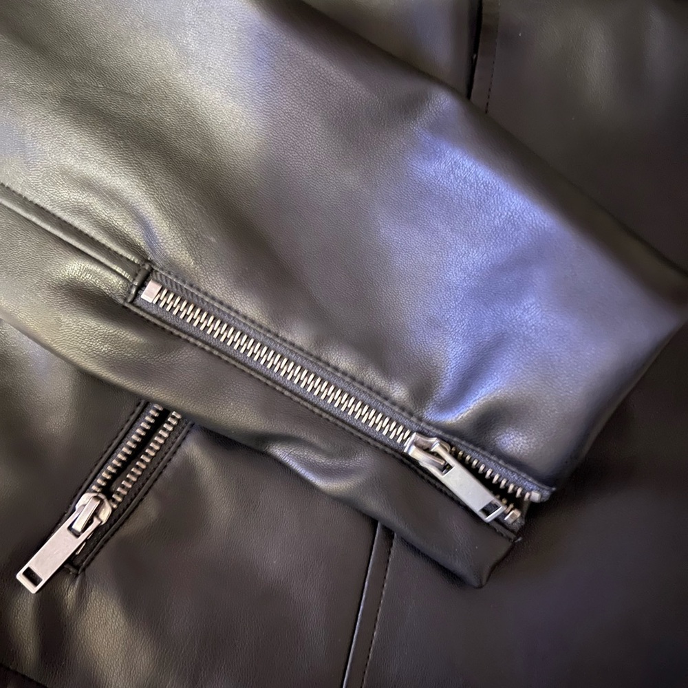 Gap Black Leather Jacket - image 2